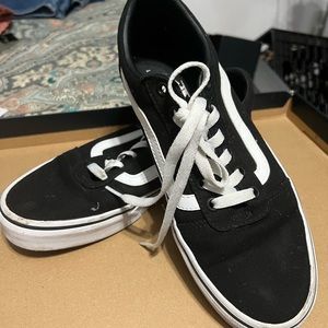 Vans Old Skool Shoe Womens 10